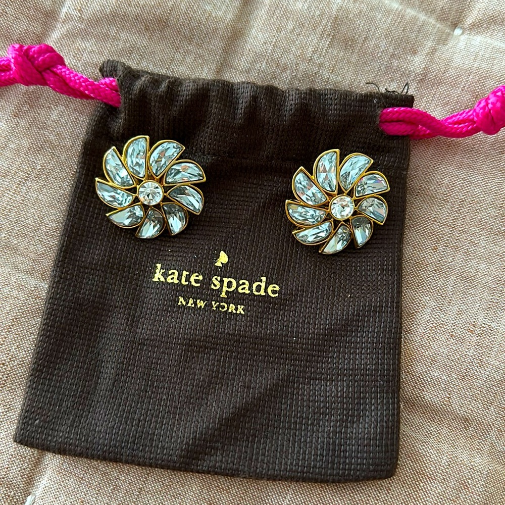 Kate Spade Gold and Crystal Floral Earrings with duster bag 🤩